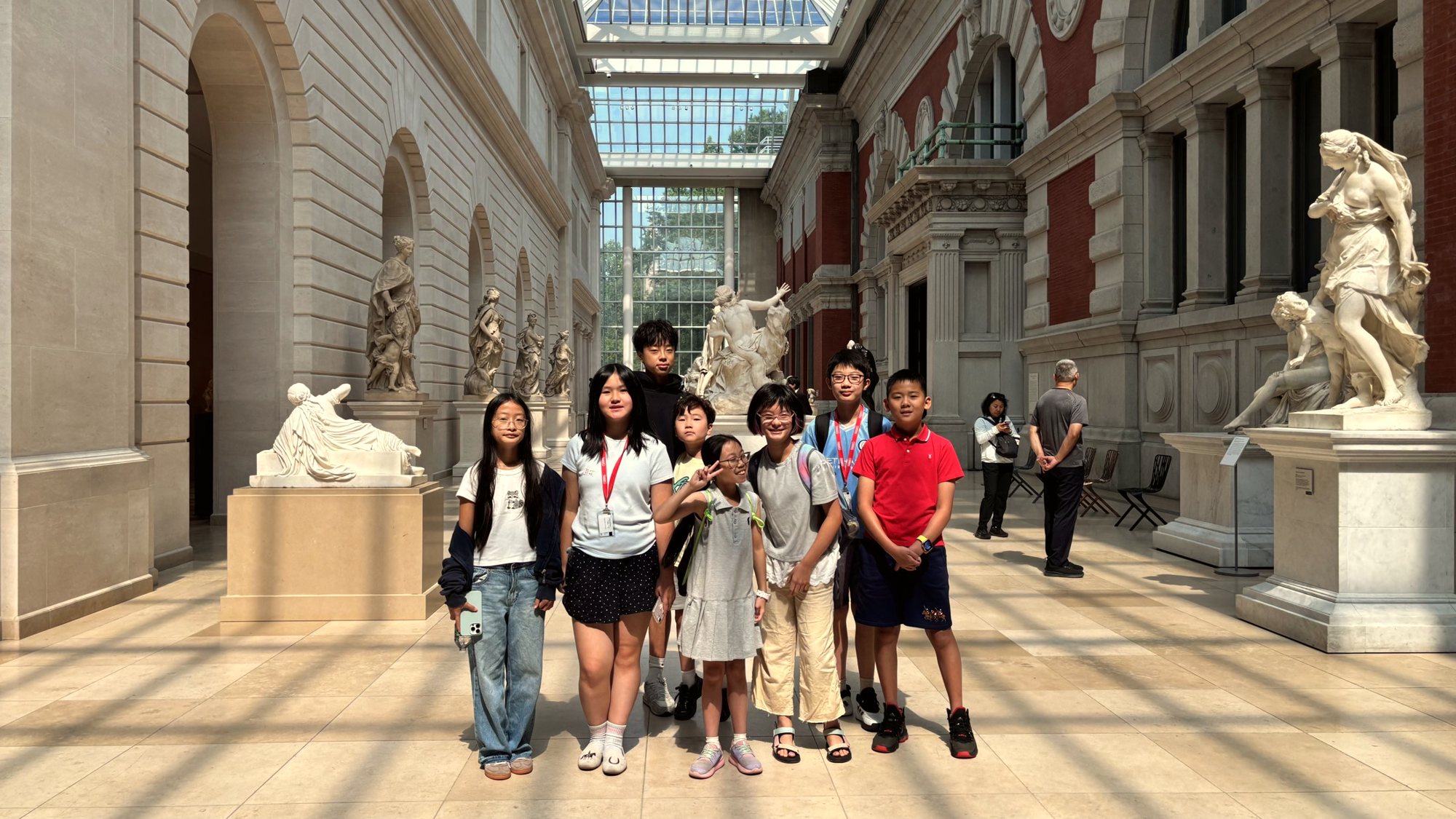 Summer Intensive students on a museum visit in New York